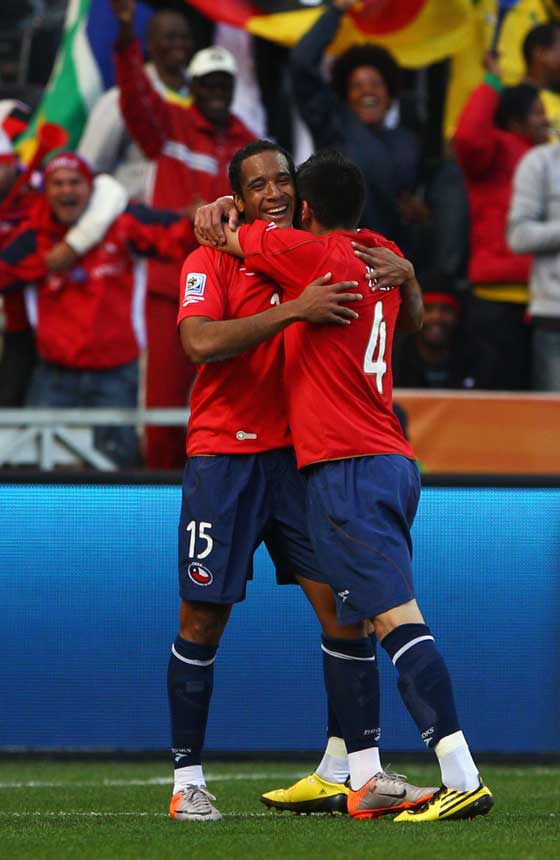 Chile celebrate their goal against Honduras.